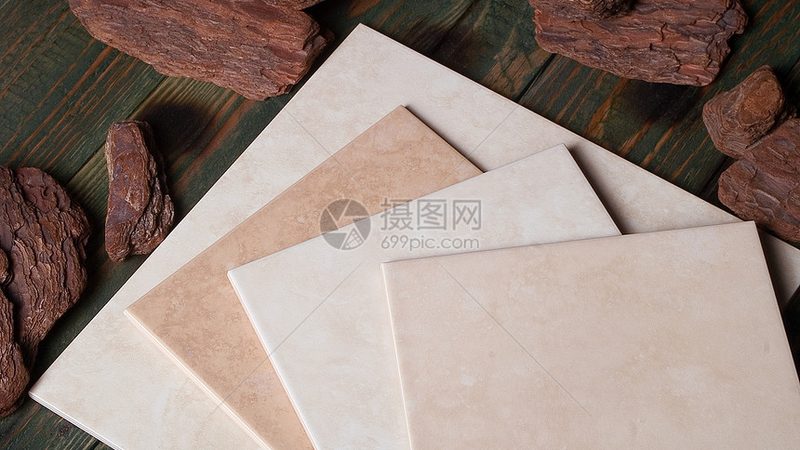 木纹砖打蜡好还是封釉好